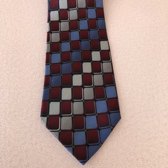 Kilburne & Finch Fine Clothiers Geometry Design Burgundy, Blue, Black Silk Tie - Picture 8 of 9